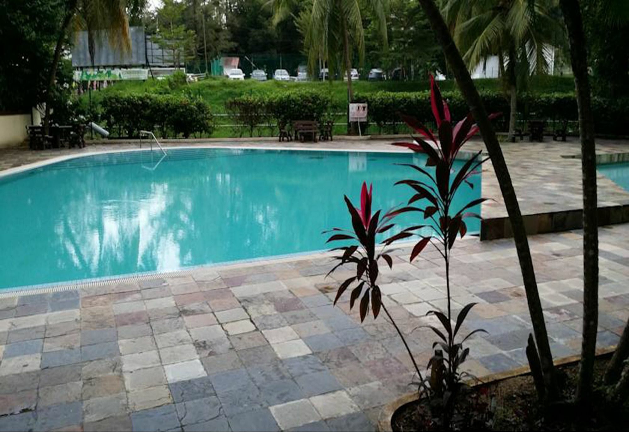 Pinang Beach Apartment @ Bayu Emas Batu Feringgi Luaran gambar